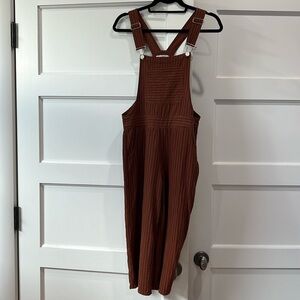 Stevie Hender overalls.